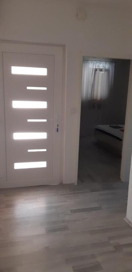 Apartment Ante And Dijana Starigrad Paklenica Zewnętrze zdjęcie