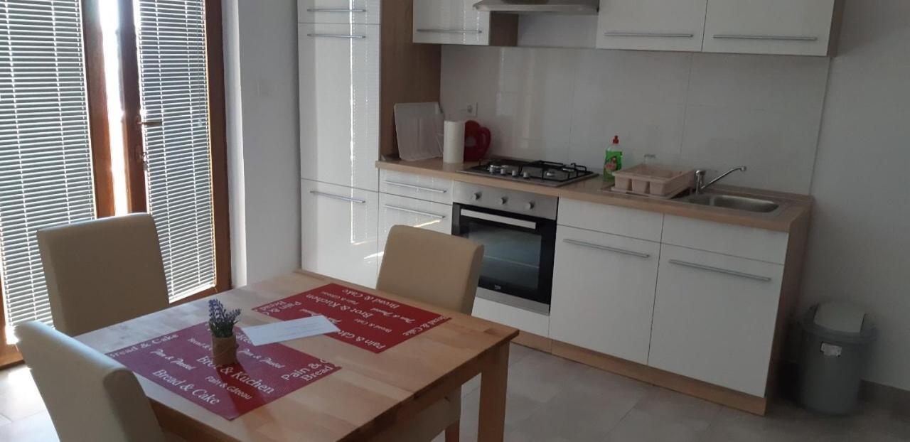 Apartment Ante And Dijana Starigrad Paklenica Zewnętrze zdjęcie